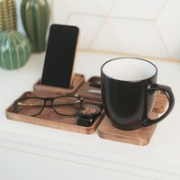 Gravur Schreibtisch Organizer Tablett Personalisierte Dockingstation Holz Jubiläum Geschenk Benutzerdefinierte Monogramm Geschenke Für Ihn Büro von BusyPuzzle