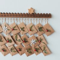 Handgemachter Adventskalender Für Kinder, Weihnachtsschmuck Aus Holz, Weihnachtsgeschenke, Krippenset, Feiertagsdekoration, Adventsaktivitätskarte von BusyPuzzle