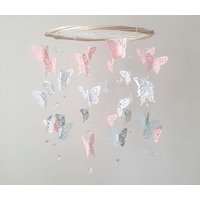 Schmetterling Mobile, Papier Blush Kinderzimmer Dekor, Kristall Kronleuchter, Krippe Dekor von ButterflyMobile