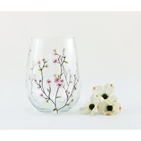 Handgemaltes Kirschblüten-Weinglas Personalisiertes Weinglas Mit Blumenmuster von ButterflyRougeStudio