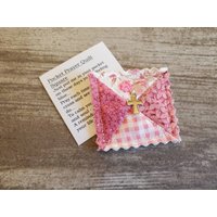 Pocket Gebet Quilt © Copyrighted Gedicht Micro Mini Quadrat/Tiny Miniatur Sympathie Geschenk Erinnerung Christliches Religiöses von ButterscotchCottage