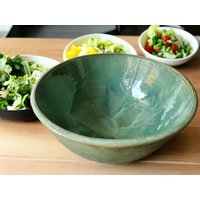 Handgemachte Keramik Servierschale - Grüns Große Salatschüssel Obstschale Einzigartige Display-Schale von BuxtonPotteryAU