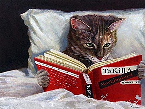 Buyartforless Kunstdruck Late Night Thriller von Lucia Heffernan, Katze liest um einen Mockingbird zu töten, 25,4 x 20,3 cm von Buyartforless