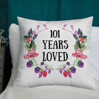 101 Jahre Geliebt, Alte Weibliche Geschenke, 101. Geburtstagsgeschenke Für Frauen, Und Fabelhaft, Geburtstagsgeschenkideen, Oma Personalisiert von ByHandcraft