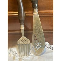 Vintage Faux Geweih Fisch Serviermesser & Gabel. Sardinenheber. Sardinen-Gabel. Fisch-Gabel. Messer Fisch von BygoneButtonEmporium