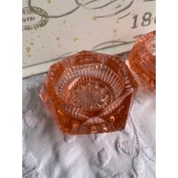 Vintage Salzstreuer. Rosa Geschliffene Glas Menage. Sechseckiger Salzstreuer Aus Glas von BygoneButtonEmporium