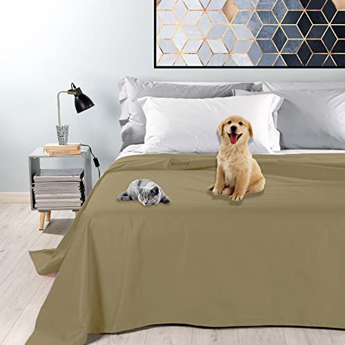 Byour3 - 100% wasserdichte Baumwolle Doppel Tagesdecke Wohndecke Dekostoff Einzelbett Queen Size Resistenter Schutz Anti-Kratze Tierhaare Haustieren Hunde Katzen Kinder Waschbar (Beige, Doppelbett) von Byour3