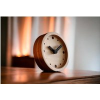 Regaluhr, Holzuhr, Tischuhr, Schreibtischuhr Vintage, Holz-Schreibtischuhr, Vintage-Uhr, Schreibtischuhr, Schlafzimmeruhr, Retro-Uhr von Byresinart