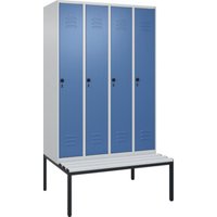 C+P Spind Classic PLUS, Bank, 4 Abteile, 2120x1200x815mm, 7035/5023 Verschluss Sicherheits-Drehriegel 3 Garderobenhaken  Dekor Banklatten RAL 7035 Lichtgrau Sitzbanktyp untergebaut von C + P Möbelsysteme