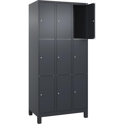 C + P Möbelsysteme C+P | 3er-Schließfachschrank Classic Plus | 3 Abteile | grau | B 900 mm | 9 Fächer | mit Füßen C + P Möbelsysteme C+P | 3er-Schließfachschrank Classic Plus | 3 Abteile | grau | B 900 mm | 9 Fächer | mit Füßen von C + P Möbelsysteme