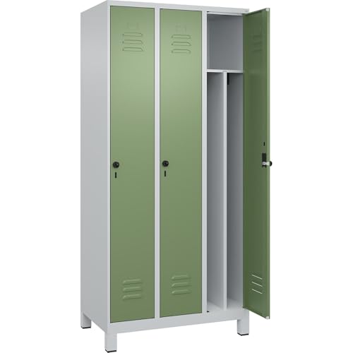 C + P Möbelsysteme C+P | Schwarz-Weiß-Spind Classic Plus | schmal | 3 Abteile | Trennwand verkürzt | lichtgrau/resedagrün | B 900 mm | mit Füßen | Drehriegel | Trennwand mittig C + P Möbelsysteme C+P | Schwarz-Weiß-Spind Classic Plus | schmal | 3 Abteile | Trennwand verkürzt | lichtgrau/resedagrün | B 900 mm | mit Füßen | Drehriegel | Trennwand mittig von C + P Möbelsysteme