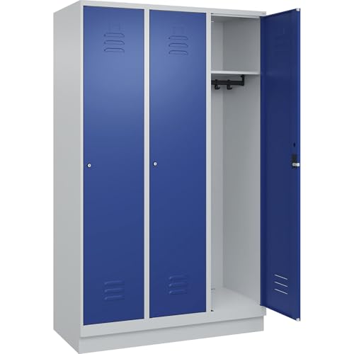 C + P Möbelsysteme C+P | Spind Classic Plus | 3 Abteile | lichtgrau/enzianblau | B 1200 mm | mit Bodensockel | Zylinderschloss von C + P Möbelsysteme