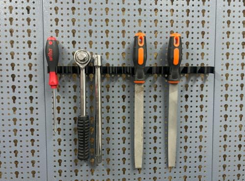 2x Universal Halterung Feilen Stemmeisen Ratschen undd mehr für Küpper Lochwand und Eurolochung 45 mm Eurolochwand wie Tegometall Kreher und Ondis Systemhalter Lochwand Zubehör von C3E