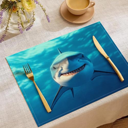 Tischset Wild Hai Dekoratives Platzset Baumwolle Leinen Tischsets Blau Meer Hitzebeständig Waschbar Dekorative Platzsets für Küche Esszimmer Party Deko 6er Pack 45 x 30 cm von CAEITLRSO