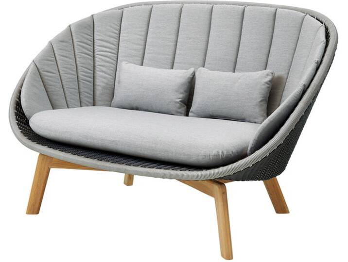 2er-Sofa Peacock Cane-line braun, Designer Johannes Foersom & Peter Hiort-Lorenzen, 94x151x95.5 cm von CAIRO