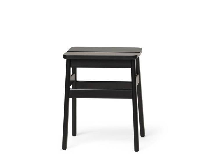 Taburett Angle Form and Refine braun, Designer Herman Studio, 45x38x32.2 cm; Sitz 24 cm von CAIRO