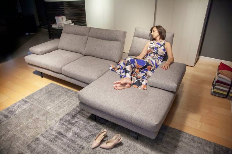 CALIA ITALIA Ecksofa Toby Wing, Komfortsofa der Extraklasse, bequem, L-Form, inklusive Sitztiefenverstellung, Füße in schwarz matt von CALIA ITALIA