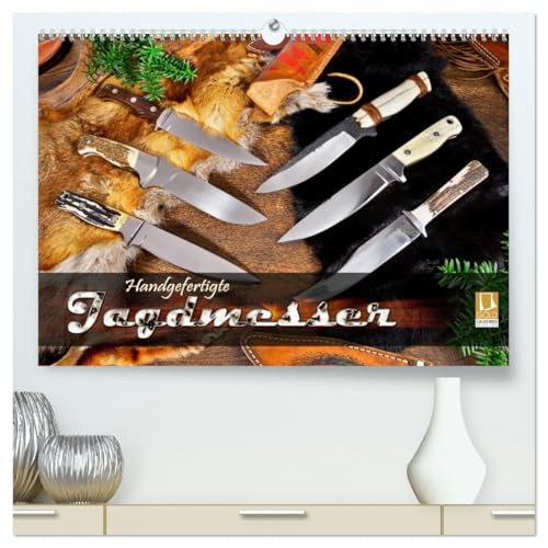 Handgefertigte Jagdmesser (hochwertiger Premium Wandkalender 2026 DIN A2 quer), Kunstdruck in Hochglanz: Messer mit feststehender Klinge in stimmungsvollem Arrangement (CALVENDO Hobbys) von CALVENDO