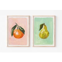 Obstdruck 2Er Set | Orange & Birne Bunter Food Print Obst Illustration Ungerahmter Druck Pack Küchenkunst von CANDICEGRAYTEXTILES