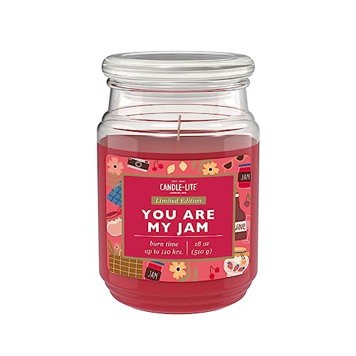 Candle-Lite Duftkerze im Glas mit Deckel | You Are My Jam | Duftkerze Erdbeere | Kerzen lange Brenndauer (bis 110h) | Kerzen Rot | Duftkerze Groß (510g) von CANDLE-LITE