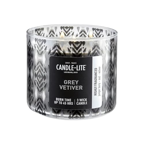 Candle-lite ® 3-Docht Duftkerze im Glas - Grey Vetiver (396g) - Der Frische Wohlfühlduft für dein Zuhause - Duftkerze mit bis zu 45h Brenndauer von CANDLE-LITE