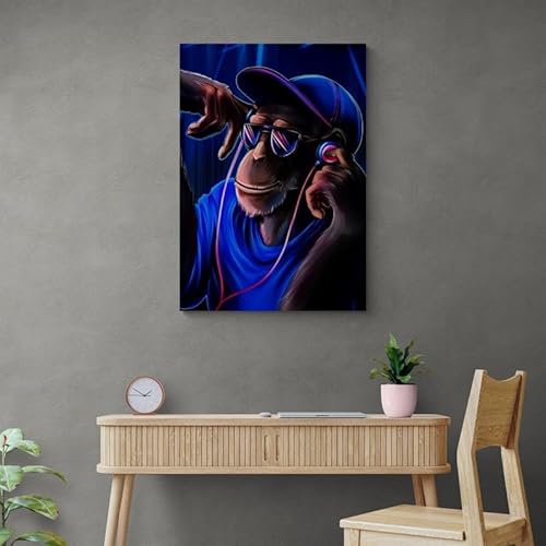 CAOXTART Ölgemälde auf Leinwand mit DJ-Affenkopfhörern, lustige Tier-Leinwandplakate, große Wandkunstdrucke, für Wohnzimmer, Heimdekoration (70 x 100 cm/Innenrahmen) von CAOXTART