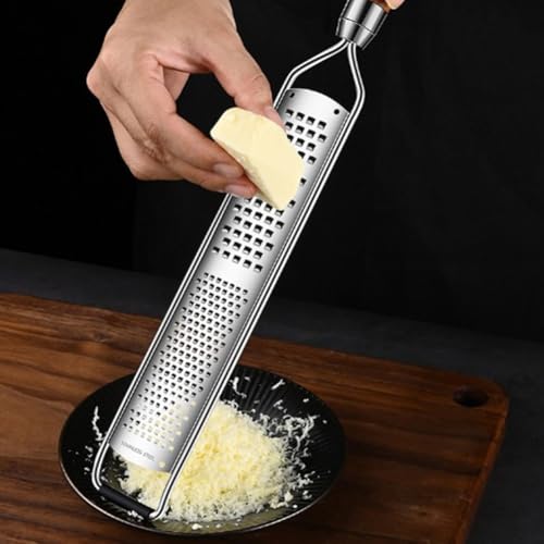 Küchenhandreibe, Käsereibe aus Edelstahl mit zwei feinen und groben Seiten zum Zesten von Zitronenschalen, Obst, Knoblauch und Gemüse von CARMOTTER