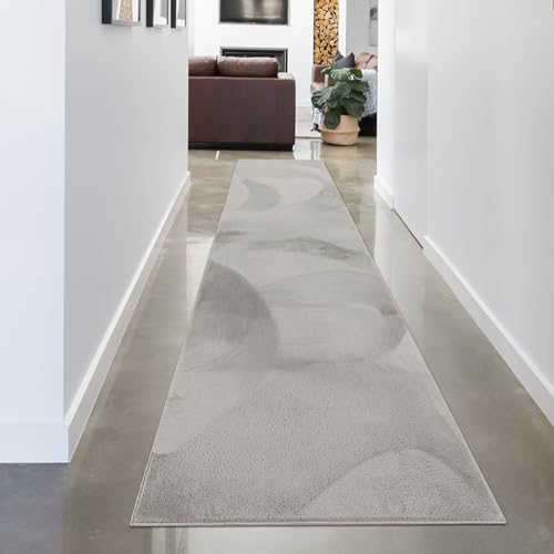 CARPETIA Teppich Wohn- und Schlafbereich Flur Läufer Moderner Kurzflorteppich Felloptik samtweich angenehm mit leichtem Glanz pflegeleicht modern einfarbig grau 80 x 300 cm CARPETIA Teppich Wohn- und Schlafbereich Flur Läufer Moderner Kurzflorteppich Felloptik samtweich angenehm mit leichtem Glanz pflegeleicht modern einfarbig grau 80 x 300 cm von CARPETIA
