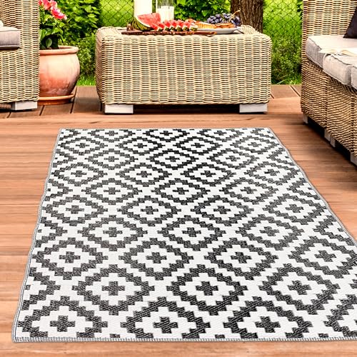 CARPETIA Wetterfester Außenteppich Outdoor Teppich 150x220 cm Gartenteppich Campingteppich Balkon Terrasse Plastik pflegeleicht schwarz/weiß von CARPETIA