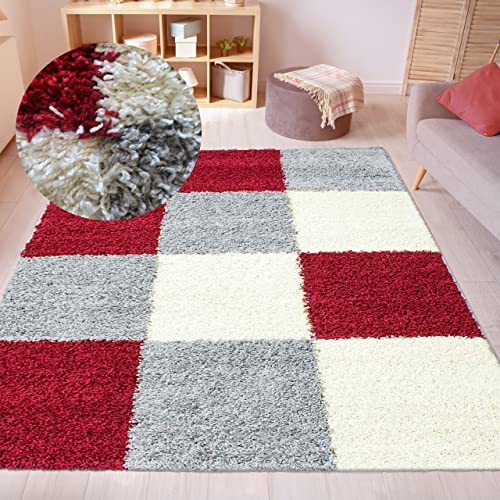 Moderner Hochflor Shaggy Teppich mit Karodesign rot grau Creme 120x170cm Moderner Hochflor Shaggy Teppich mit Karodesign rot grau Creme 120x170cm von CARPETIA