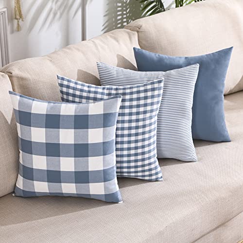 CARRIE HOME Hellblaue Kissenbezüge, Bauernhaus-Karomuster, 45,7 x 45,7 cm, 4er-Set, Frühling, Sommer, blau, dekoratives Kissen, neutrale Dekoration für Couch, Sofa und Veranda-Stuhl, Graublau von CARRIE HOME