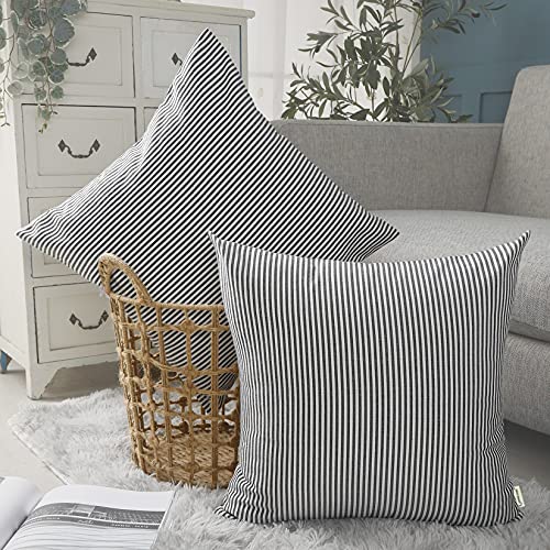 Carrie Home Schwarz-weiße, gestreifte Kissenbezüge im Bauernhaus-Design, 45,7 x 45,7 cm, 2 Stück, schwarz und weiß von CARRIE HOME