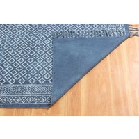 Blauer Mehrfarbiger Teppich Baumwoll-Teppich Boho-Teppich Handgefertigter 4x6 8x10 9x12 Fuß Blauer Mehrfarbiger Teppich Baumwoll-Teppich Boho-Teppich Handgefertigter 4x6 8x10 9x12 Fuß von CASAVANIHOMES