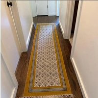 Treppenläufer-Teppich Handbedruckter Teppich Gelber Senf-Kelim 3 X 17 Fuß Treppenläufer-Teppich Handbedruckter Teppich Gelber Senf-Kelim 3 X 17 Fuß von CASAVANIHOMES