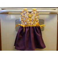 Gänseblümchen Springing Up - Hängende Küche Handtuch von CASESPLUS