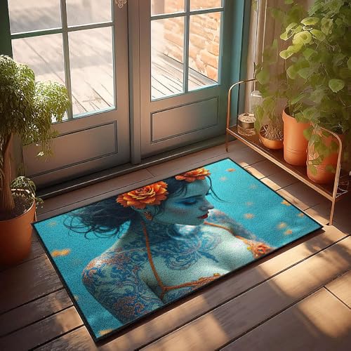 CBRT Fußmatte für Jungenzimmer, Teenager, Frau mit floralen Tattoos und orangefarbenen Blumen, lustige Badezimmerdekoration, Winter-Fußmatte, für den Außenbereich (65 x 90 cm) von CBRT
