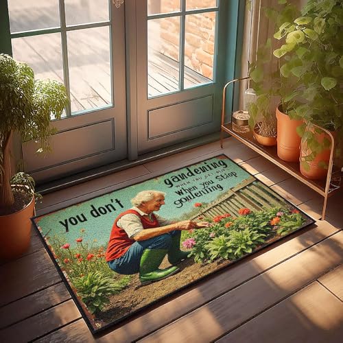 CBRT Fußmatte mit lustigem Aufdruck "Keep Gardening, Stay Young", für den Außenbereich, 65 x 90 cm von CBRT