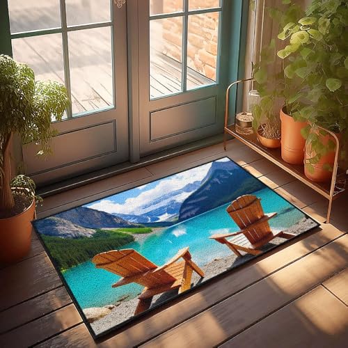 Home Bar Decor Zwei Holzstühle mit Blick auf einen ruhigen See umgeben von Bergen, Fußmatte, Herbstteppich, Bauernhaus, Fußmatten für den Außenbereich (50 x 80 cm) von CBRT