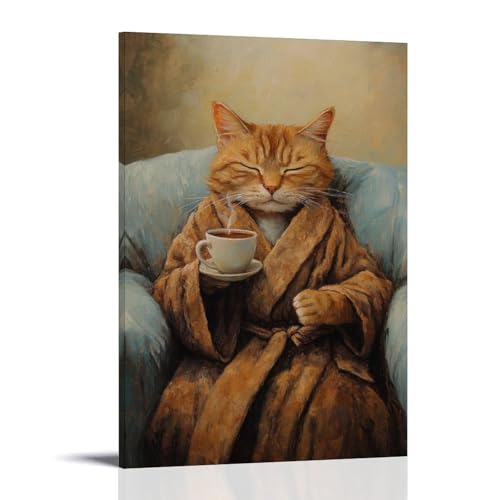 CBWVUWHJW Tier-Ölgemälde einer Katze mit einem Bademantel und einem Espresso trinkt, mit halbgeschlossenen Augen auf einer weichen Leinen-Couch. Modische Wanddekoration, Kunstposter und Wandbild, 60 x von CBWVUWHJW