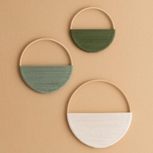 CCUUHJ Makramee Wanddeko Set, 3 Stück, Halbkreis-Design, Boho Wandbehang in Beige & Grün, 20/25/30 cm (Grün) von CCUUHJ