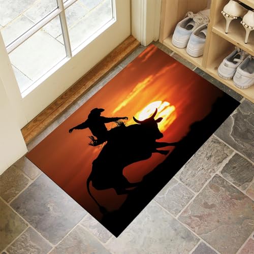CEDNXOER Orange Fußmatte Innen 50x70 cm Natur Silhouette, Waschbar Eingangsteppich, Western Cowboys Bisons Schmutzfangmatte rutschfest, Kurzflor Türmatte Teppich für Eingang, Haustür, Flur von CEDNXOER