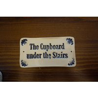 Keramik-Schild/Schrank Unter Der Treppe Tür - Oder Wandschild von CERAMICSbyVITA