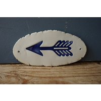 Keramik Schild Arrow/Vintage Dekor Türschild Zaunschild von CERAMICSbyVITA