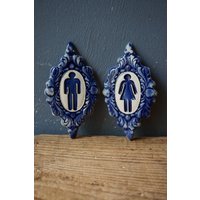 Vintage Stil Keramik Wc-Türschild Kobaltblaue Glasur von CERAMICSbyVITA