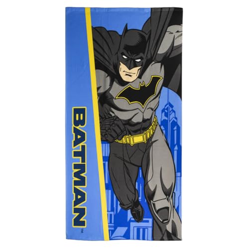 CERDÁ LIFE'S LITTLE MOMENTS Batman-Kinderhandtuch, Blau und Gelb, 70 x 140 cm, aus 100% Polyester, 250 g/m², kleines Handtuch mit Batman-Druck, Original Design in Spanien von CERDÁ LIFE'S LITTLE MOMENTS