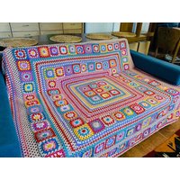 Handgestrickte Oma Quadrat Decke Boho Häkeldecke von CHANDAKA