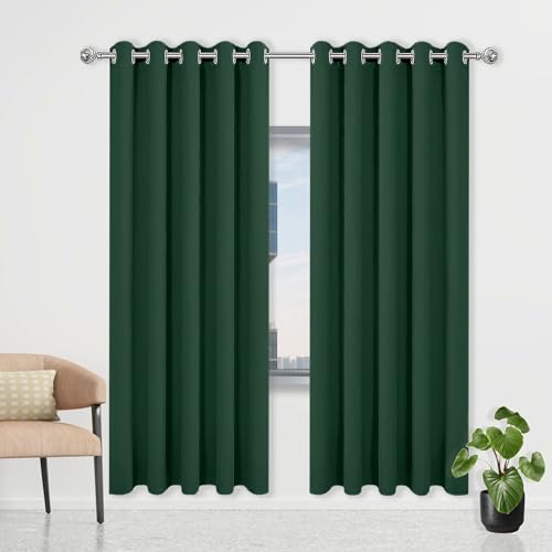 CHENGTT Gardinen Blickdicht 106 x 200 cm Thermo Vorhang Gegen Kälte Und Hitze Vorhang Verdunkelung Blackout mit Ösen, Waschbar für Büros Wohnzimmer Schlafzimmer, Dunkelgrün CHENGTT Gardinen Blickdicht 106 x 200 cm Thermo Vorhang Gegen Kälte Und Hitze Vorhang Verdunkelung Blackout mit Ösen, Waschbar für Büros Wohnzimmer Schlafzimmer, Dunkelgrün von CHENGTT