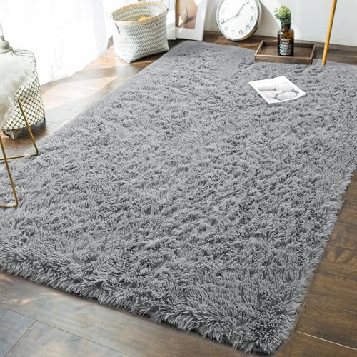 Teppich Wohnzimmer 80 x 110 cm Anti Rutsch Extra Große Flauschig Bettvorleger Plüschteppich Anti-Rutsch-Rückseite für Schlafzimmer Schlafzimmer, Hellgrau Teppich Wohnzimmer 80 x 110 cm Anti Rutsch Extra Große Flauschig Bettvorleger Plüschteppich Anti-Rutsch-Rückseite für Schlafzimmer Schlafzimmer, Hellgrau von CHENMIAO