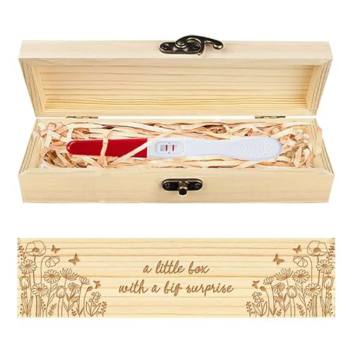 CHGCRAFT Schwangerschaftstest Keepsake Wildblumen und Schmetterlinge Hölzerne Schwangerschaftsankündigung Geschenke Box mit Raffia Band und Schloss Ankündigung Geschenke für Papa Ehemann, 8x2x1.2 Zoll von CHGCRAFT