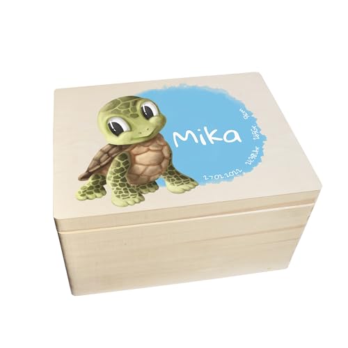 CHICCIE Erinnerungsbox personalisiert für Baby & Kind mit Aquarell Druck farbig Schildkröte - Geburt Holzkiste für schöne Erinnerungen - Holz-Box Erinnerungskiste 40x30x23cm von CHICCIE